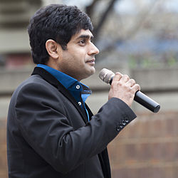 Aj Bhi Billo Zinda Hai Abrar Ul Haq Video Karaoke With Lyrics.mp4